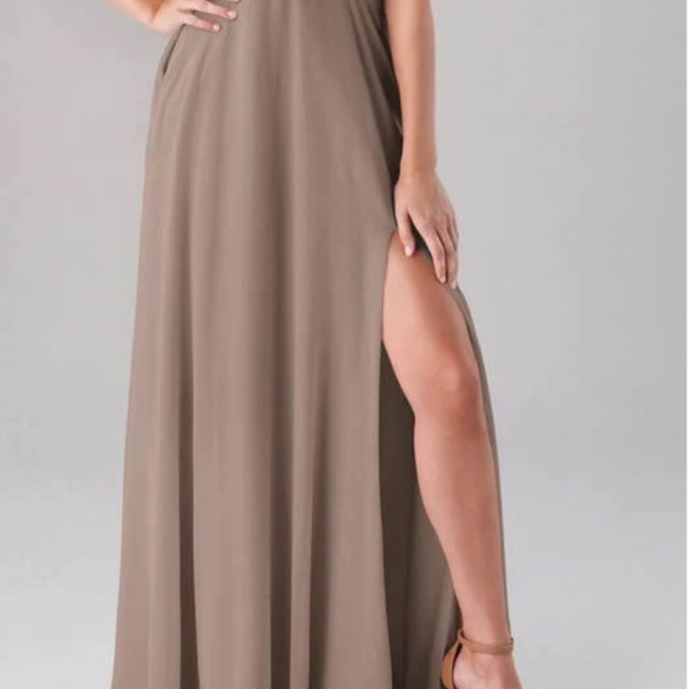 Elegant Tan Maxi Dress with Slit